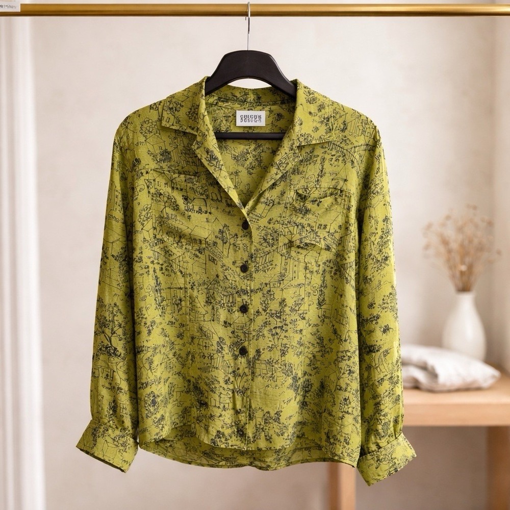 Chico's Design 100% Silk Art To Wear Village Print Button Up Blouse Green Size 1